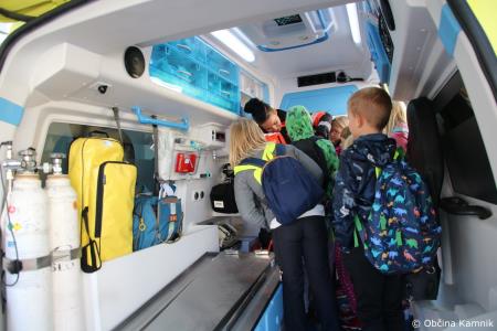 Tudi otroci kamniških šol in vrtcev so bili danes trajnostno povezavi  (44)